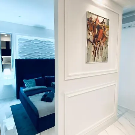 Six Apartment Umag
